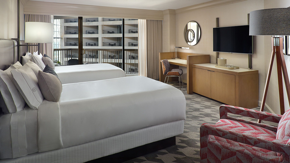 omni cnn center double queen tower view