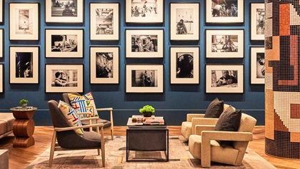 Lounge area at Omni Boston Seaport