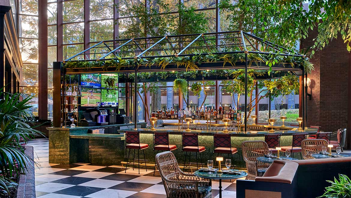Omni Charlottesville Atrium Bar