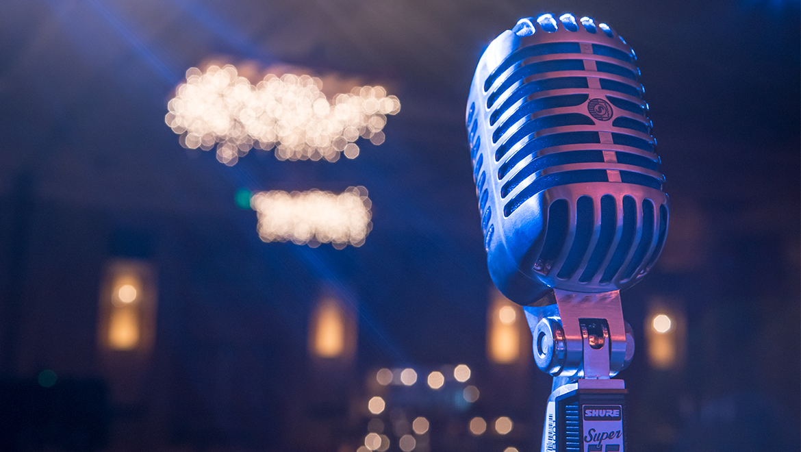 Microphone