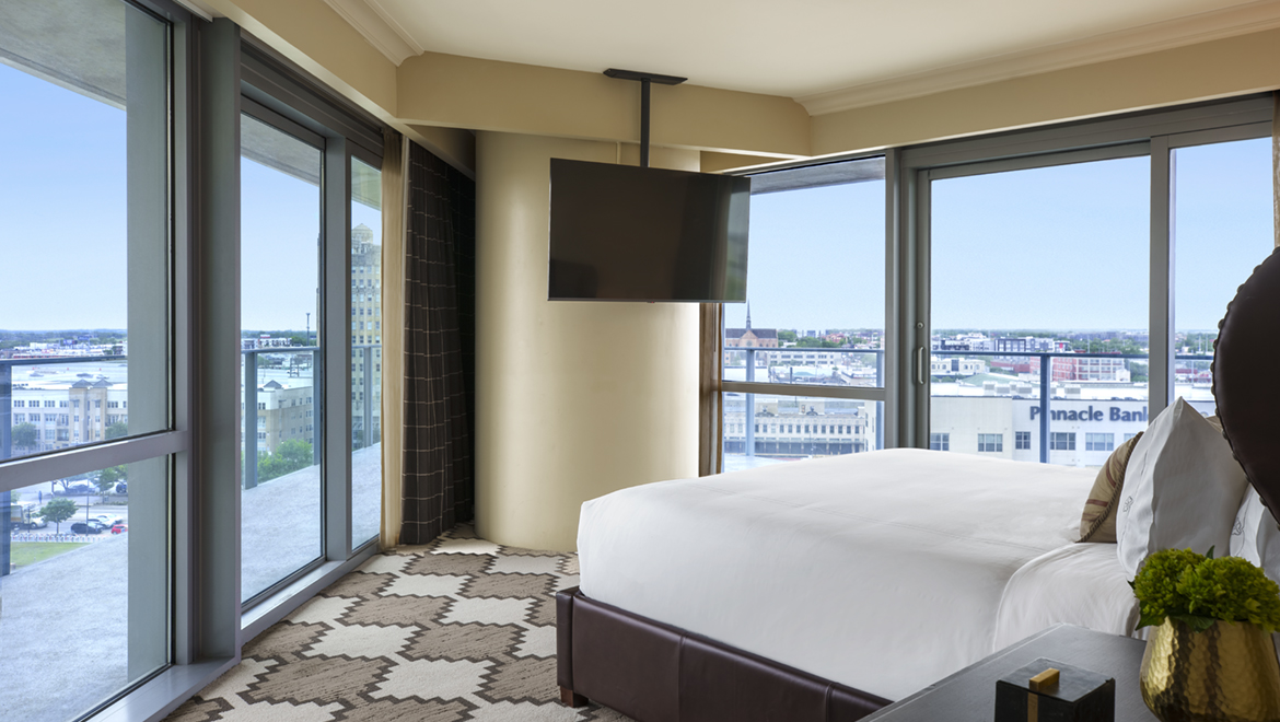Wrangler Suite Bedroom - Omni Fort Worth Hotel