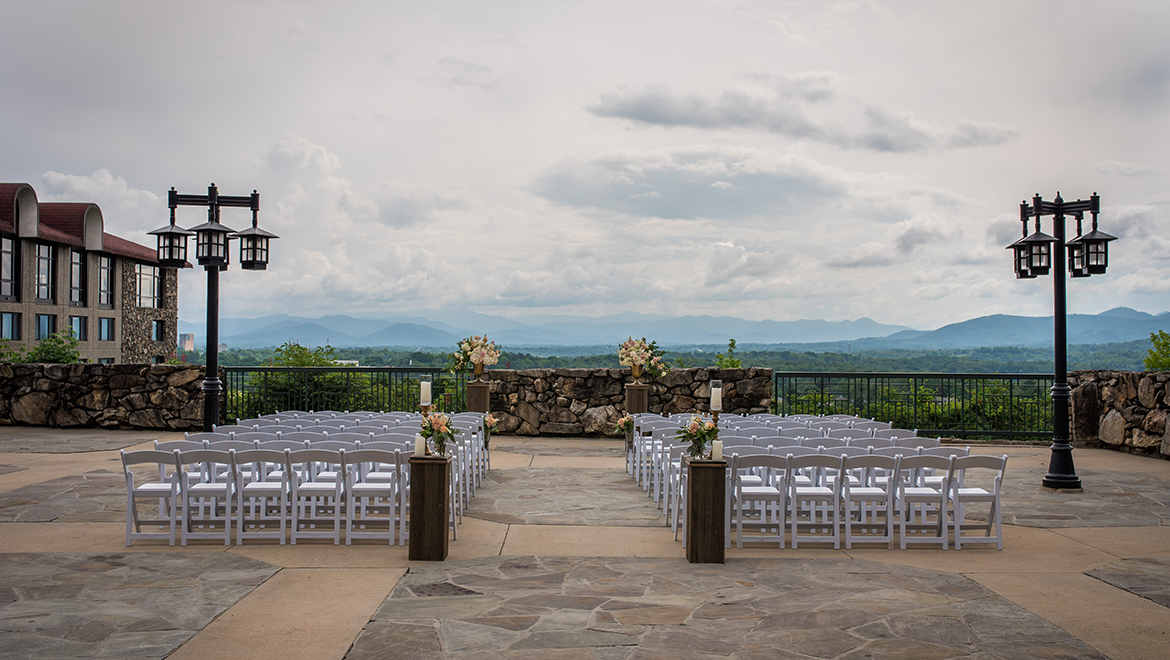 Mountain View Terrace  - The Omni Grove Park Inn