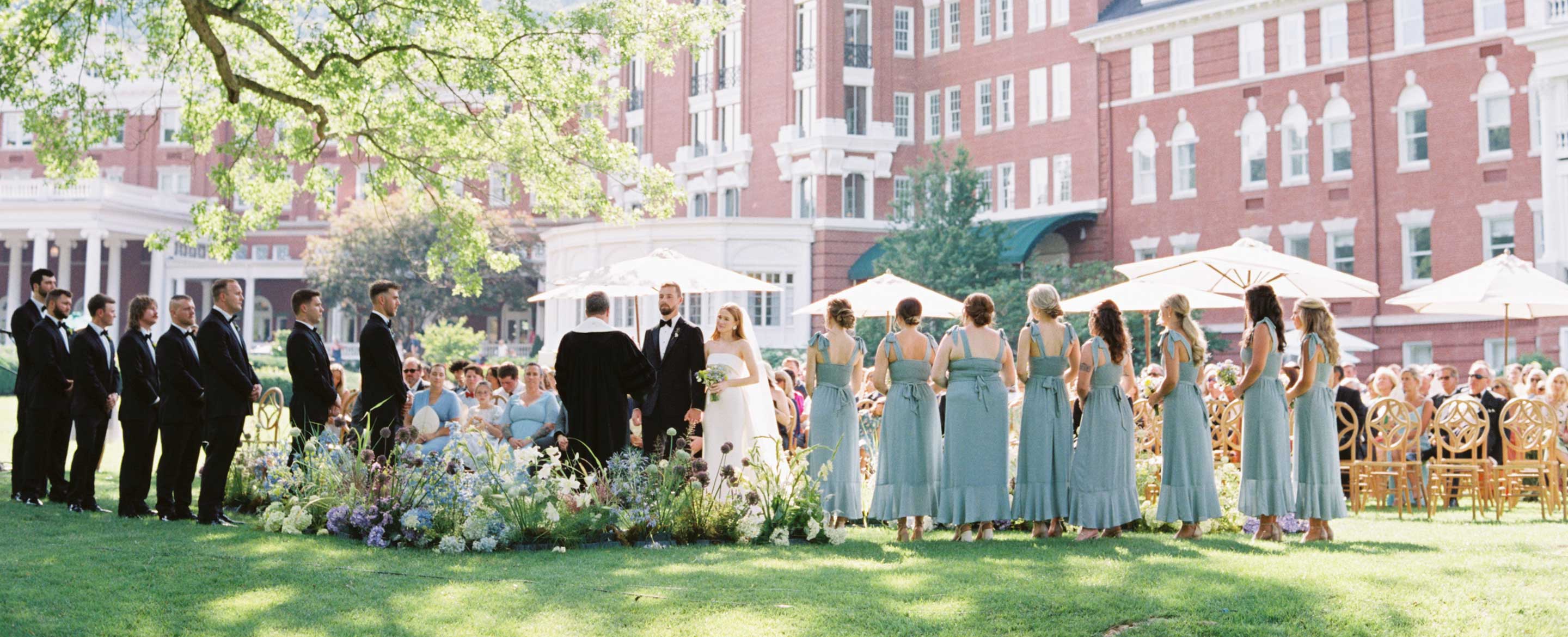 Outdoor wedding.