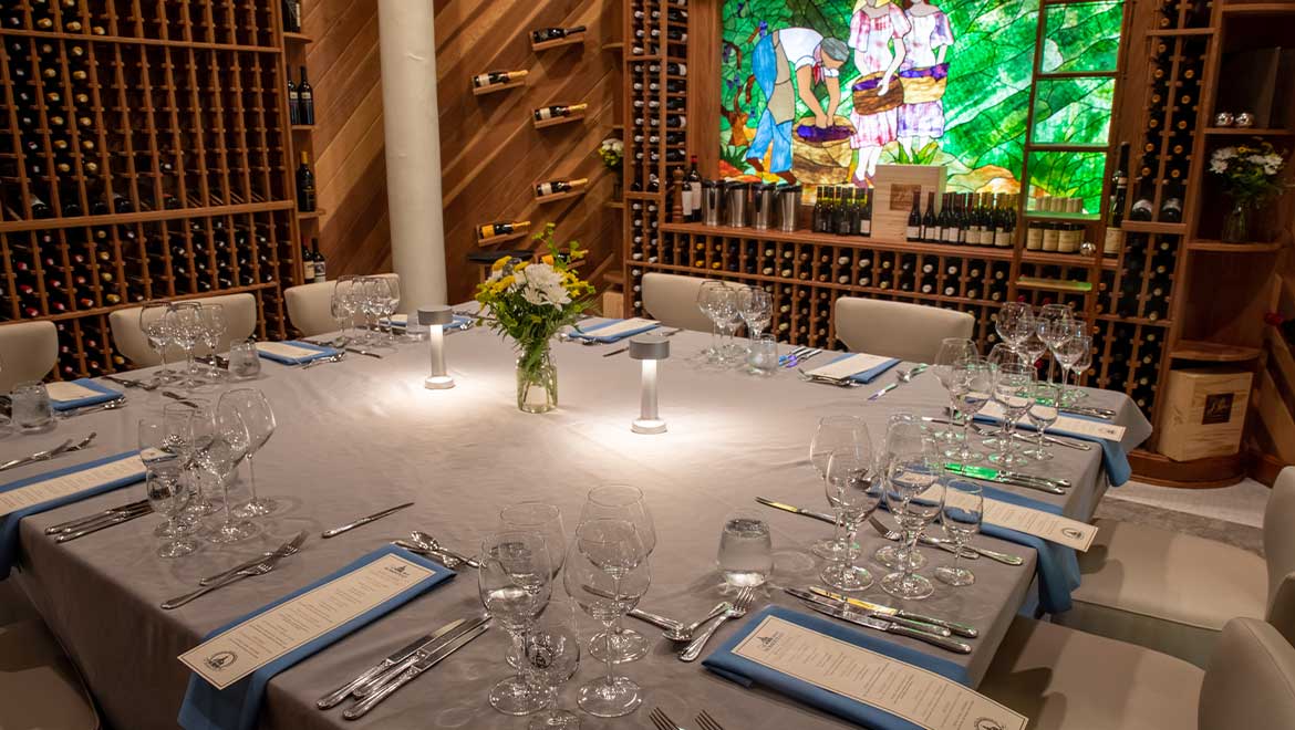 Private dining room