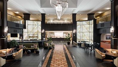 Omni Severin Hotel lobby