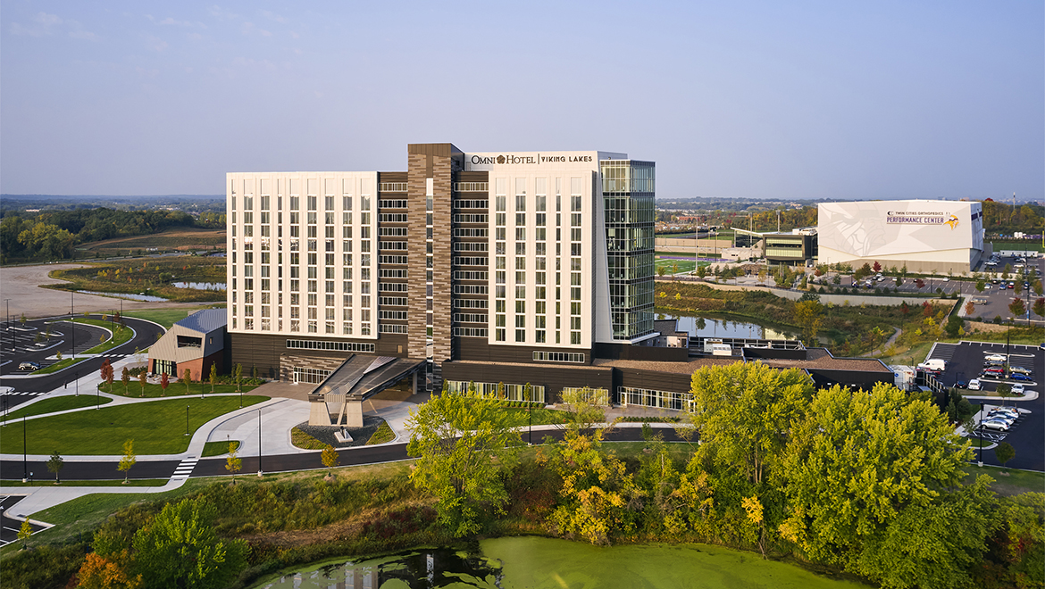 Exterior view of Omni Viking Lakes