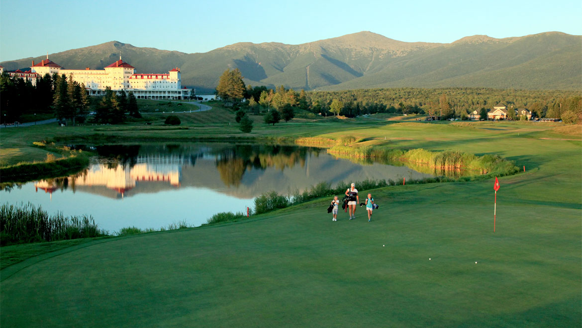 Golf course pond at Mount Washington 