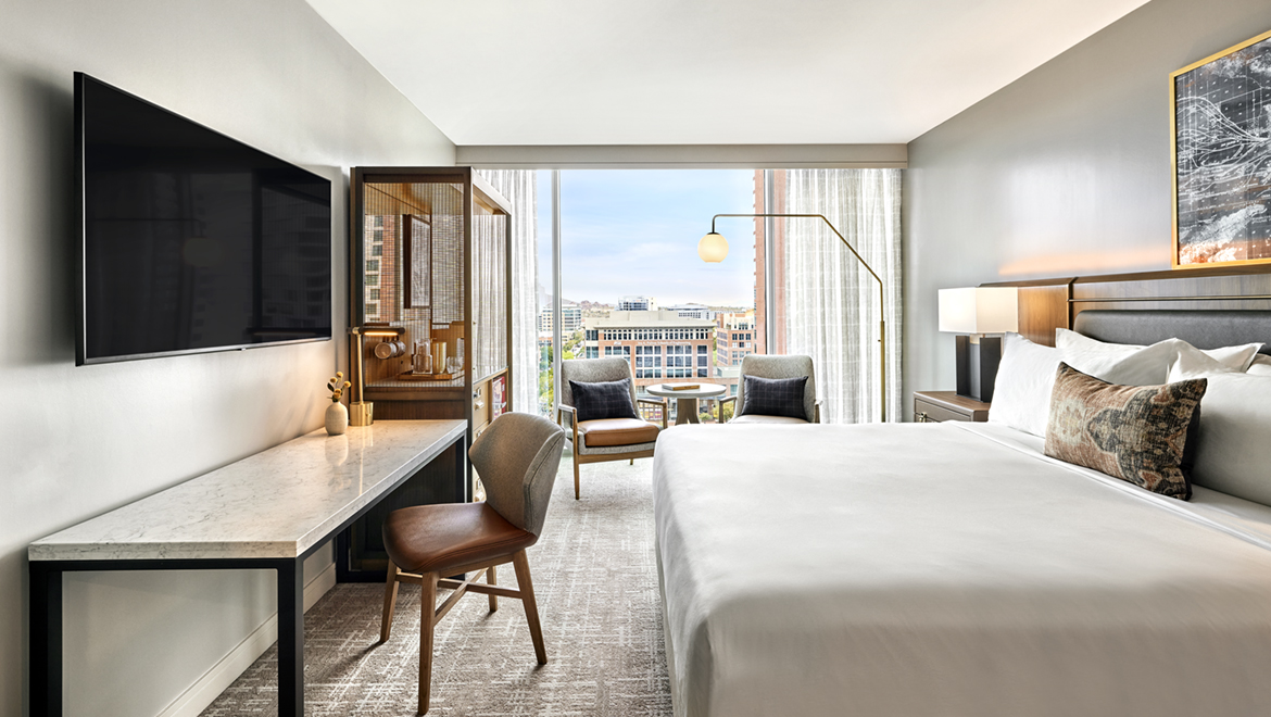 King Guest Room - Omni Tempe Hotel at ASU