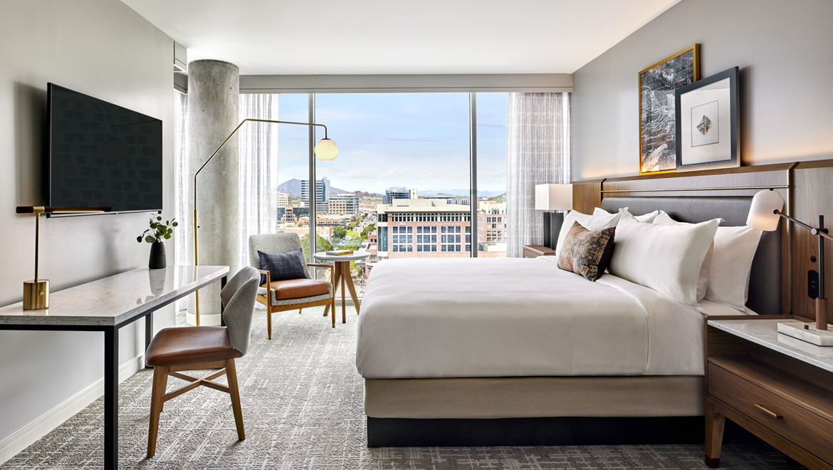 Suite Guest Room - Omni Tempe Hotel at ASU
