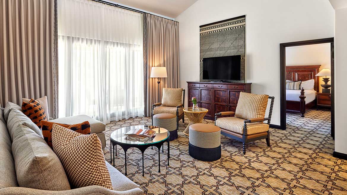 Camelback View Suite - Omni Scottsdale Resort & Spa at Montelucia