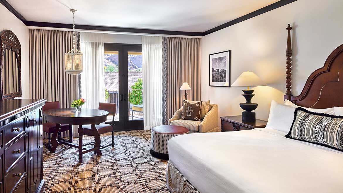 Camelback View Room
