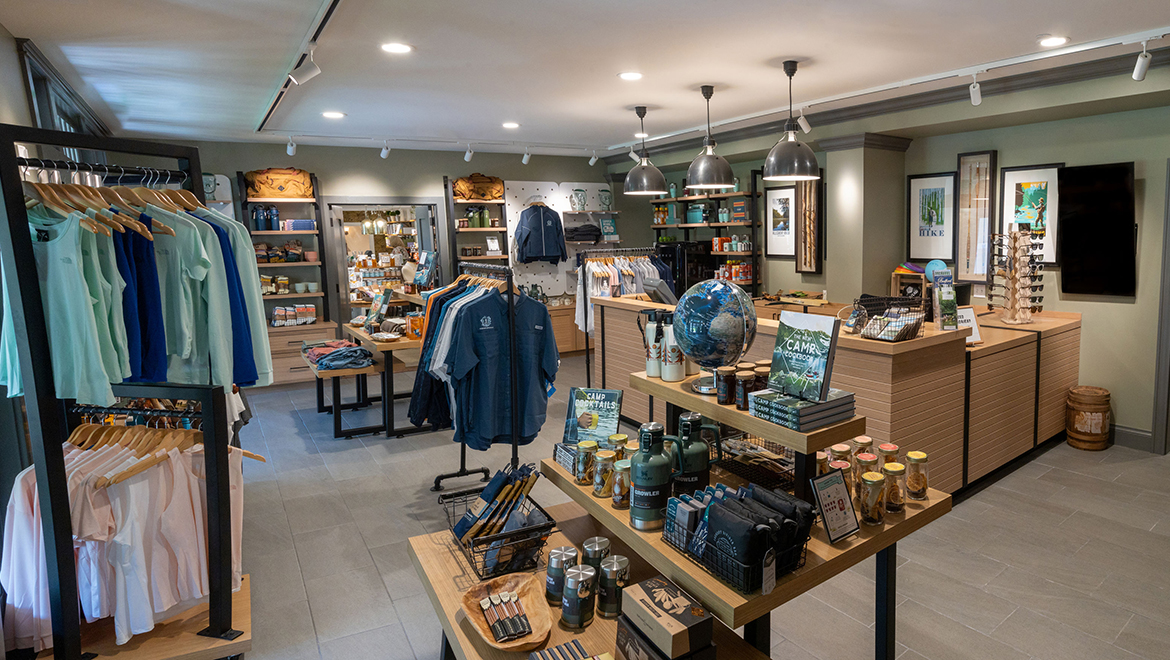 Shopping at Bedford Springs Resort 