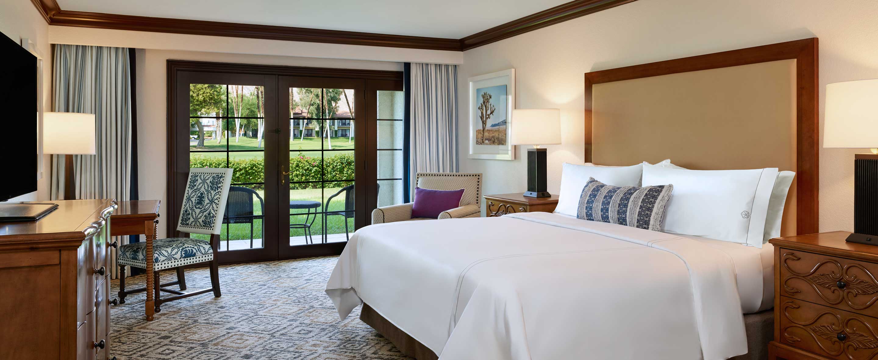 King room with patio.