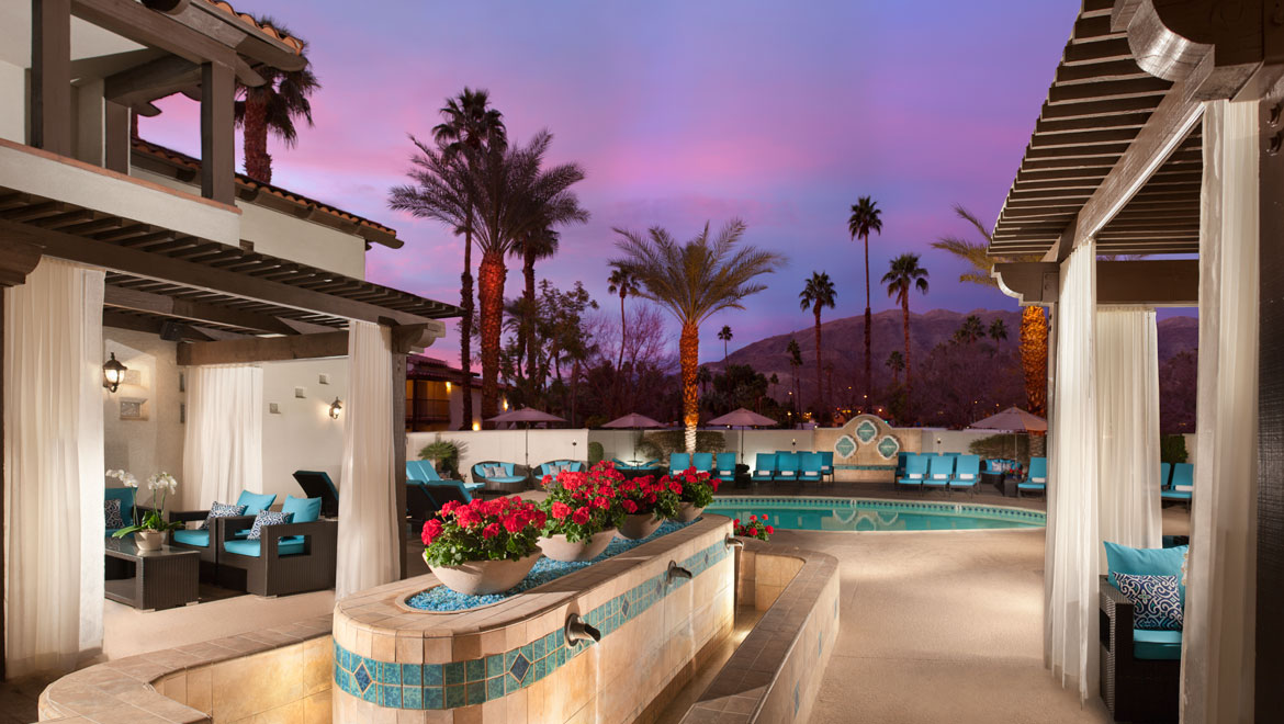 Rancho Las Palmas Spa pool fountain