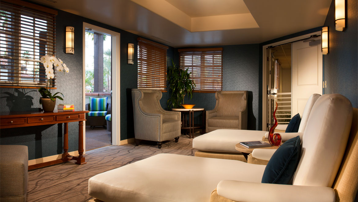 Omni Rancho spa lounge 