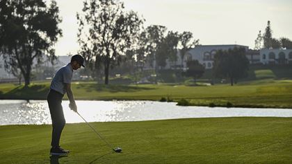 Man golfing